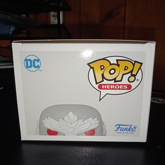 Doomsday Funko pop 408 Walgreens - Picture 6 of 6